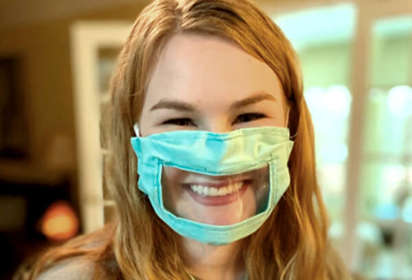 Face mask for the deaf and hard of hearing photo