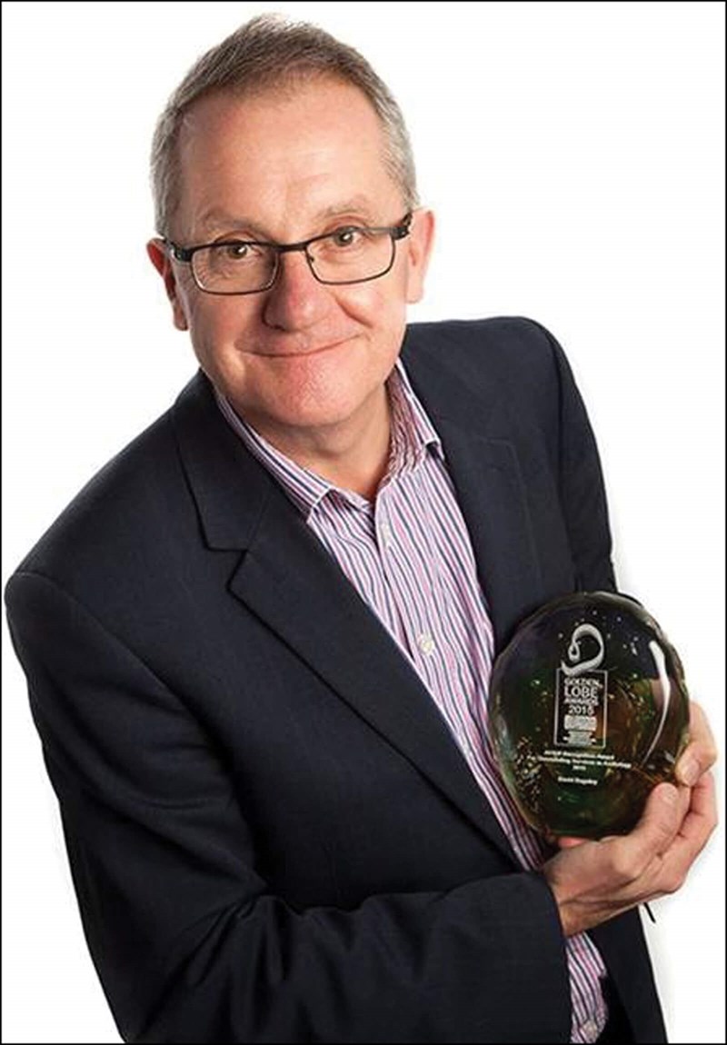 ENT-JUN22-OBIT-D-Baguley-Lobe-Award.jpg