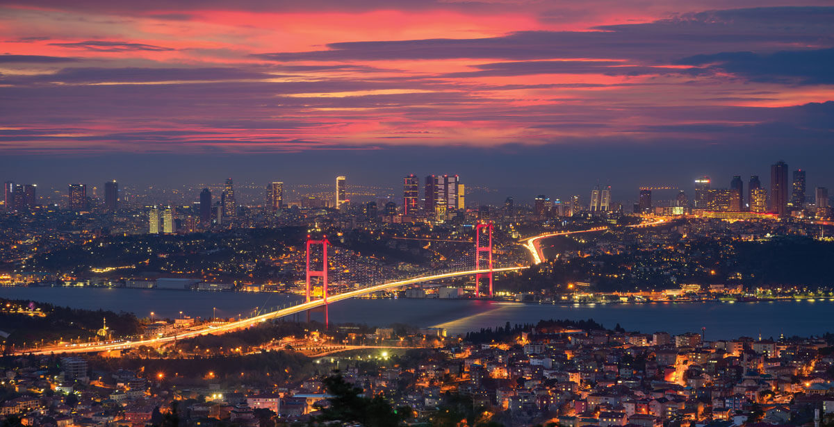 Photo showing Istanbul at night.