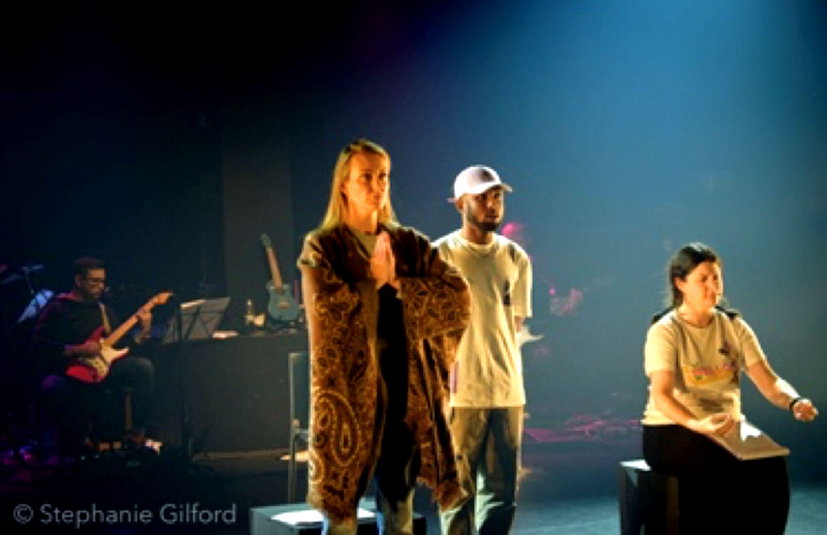 Photo showing a scene from 'Are we there yet?' play by Jaika Witana.