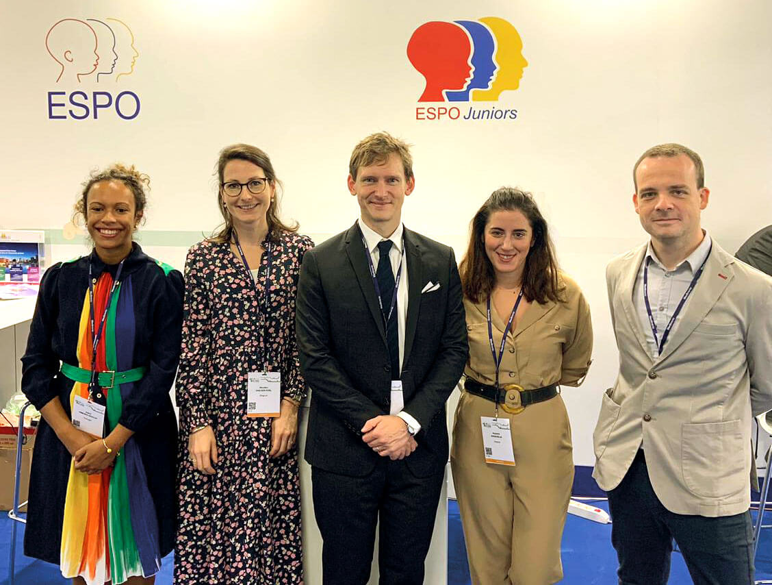 Photo showing Young ESPO members at the CEORL-HNS 2022 congress in Milan.