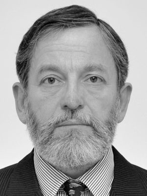 Christopher R Pearson (Surg Cdr)