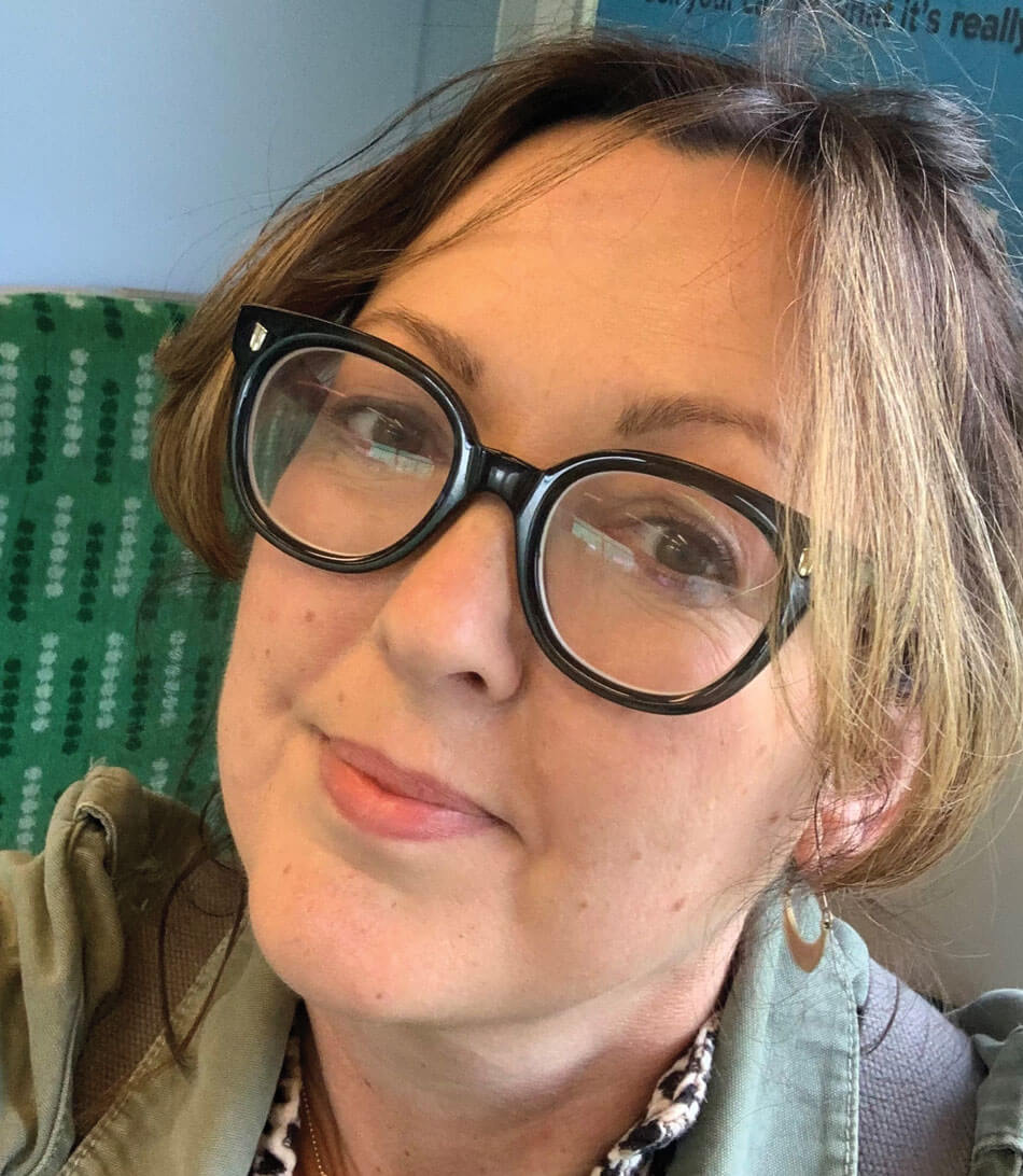 Photo of Samantha Lear.