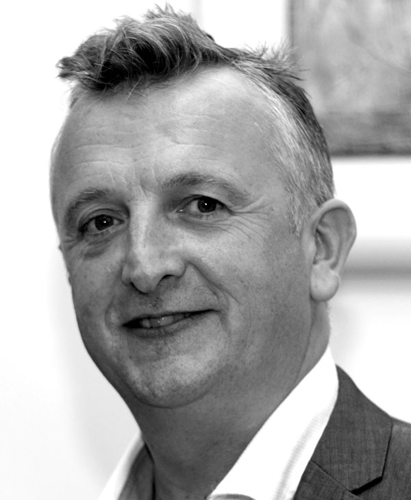 Peter Andrews (Prof)